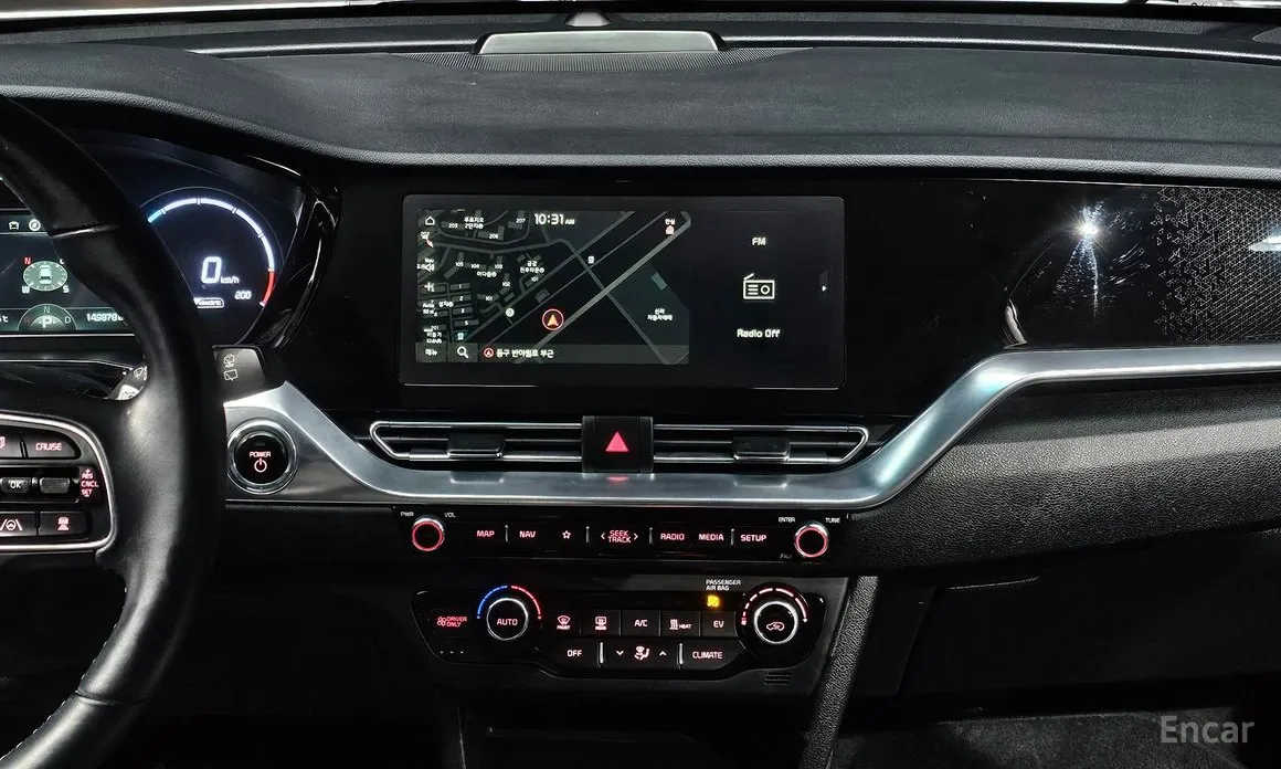 Фото 15 - Kia Niro