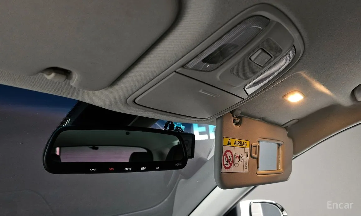 Фото 19 - Kia Niro