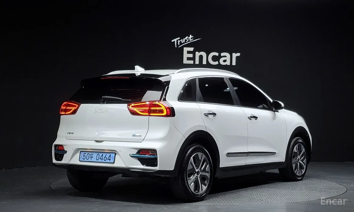 Фото 2 - Kia Niro