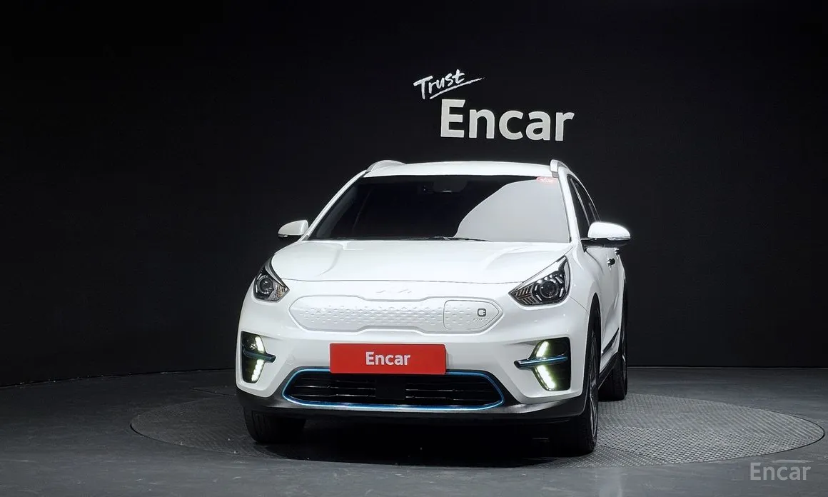 Фото 3 - Kia Niro