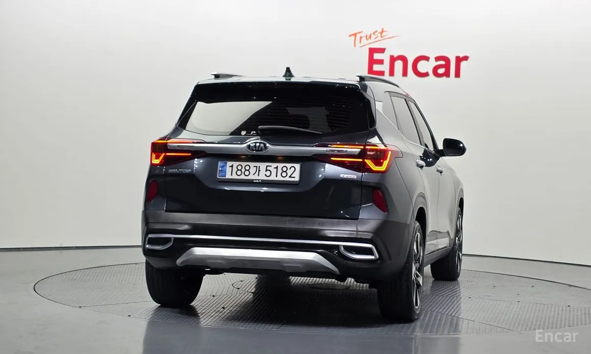 Фото 4 - Kia Seltos