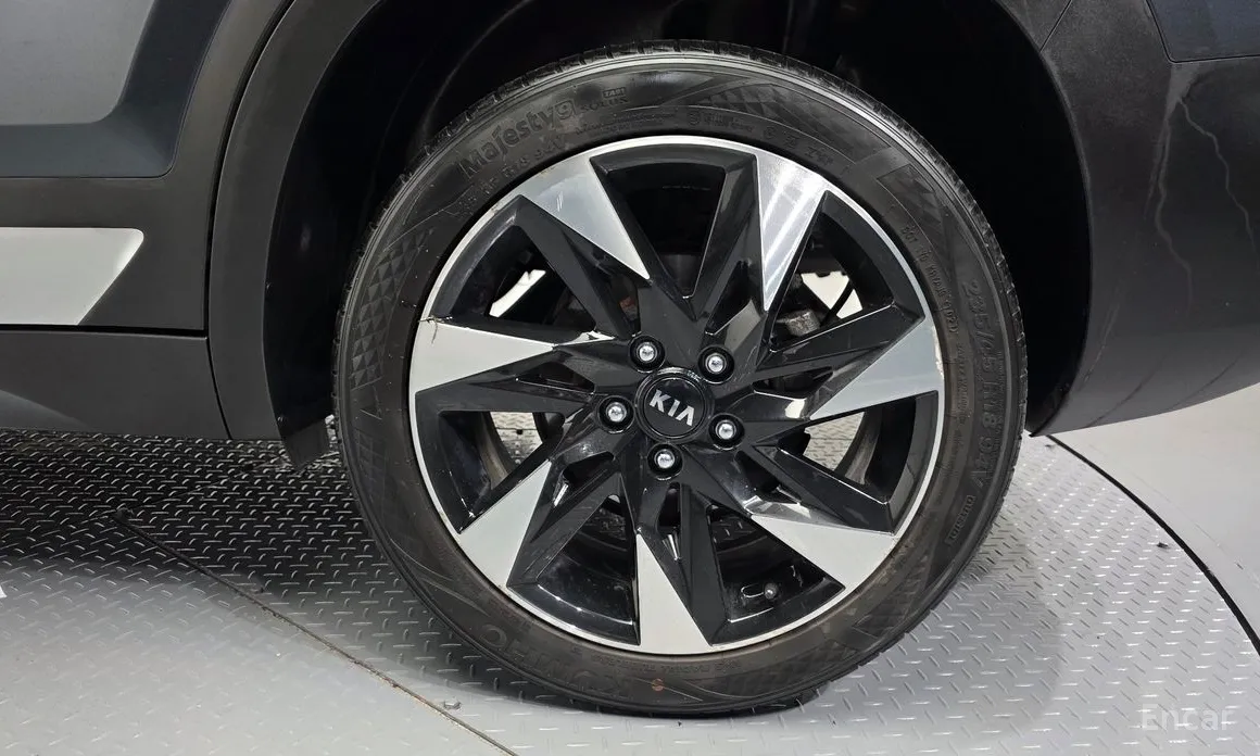 Фото 5 - Kia Seltos