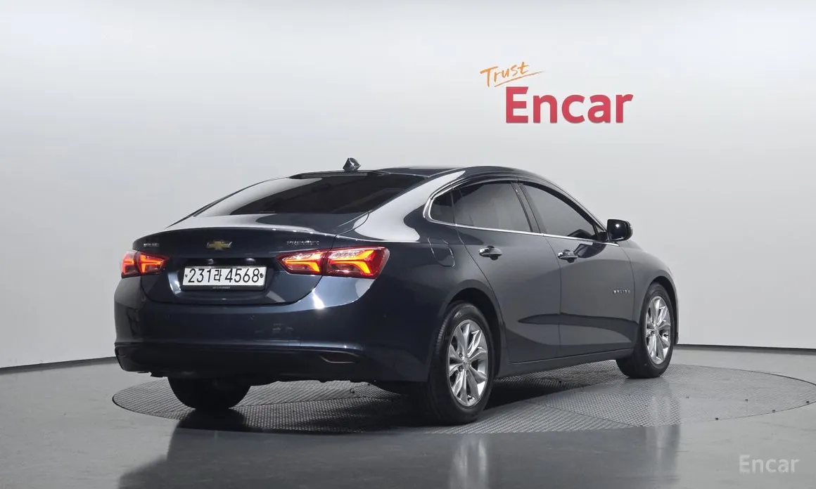 Фото 2 - Chevrolet Malibu