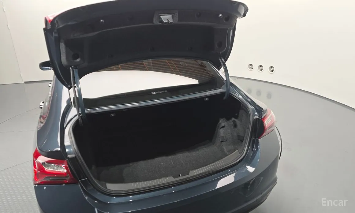 Фото 20 - Chevrolet Malibu