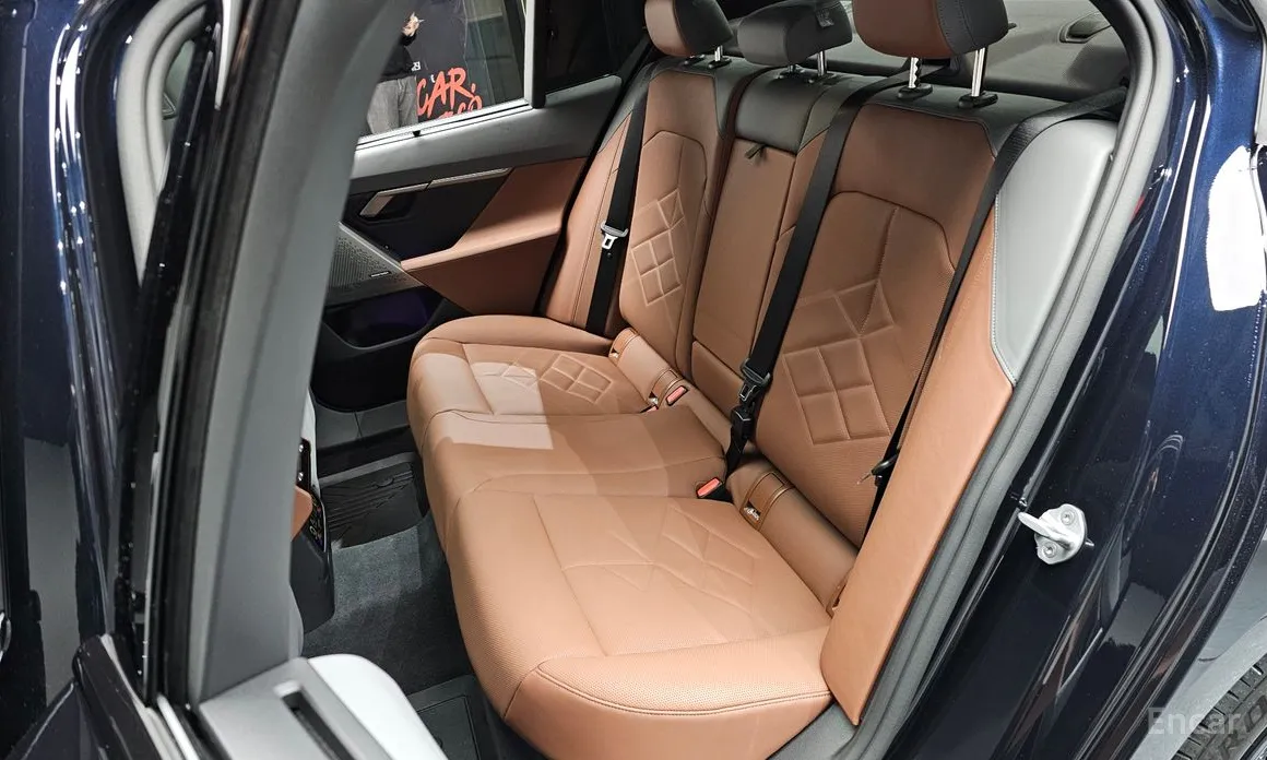 Фото 12 - BMW 5 Series