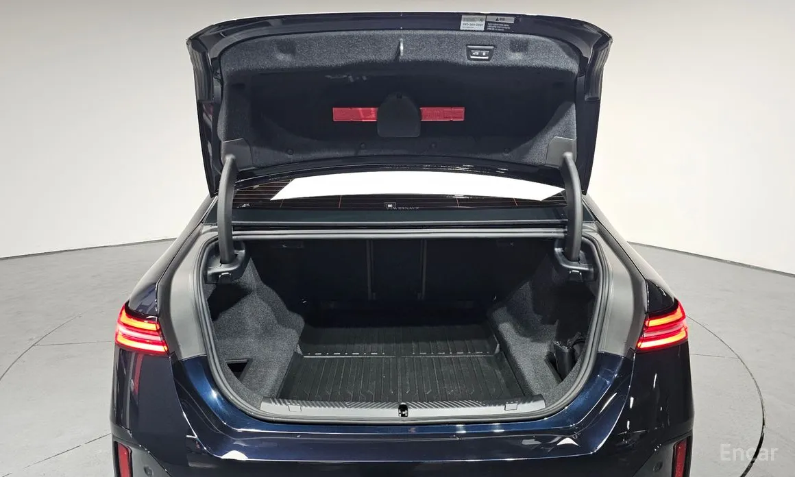 Фото 20 - BMW 5 Series