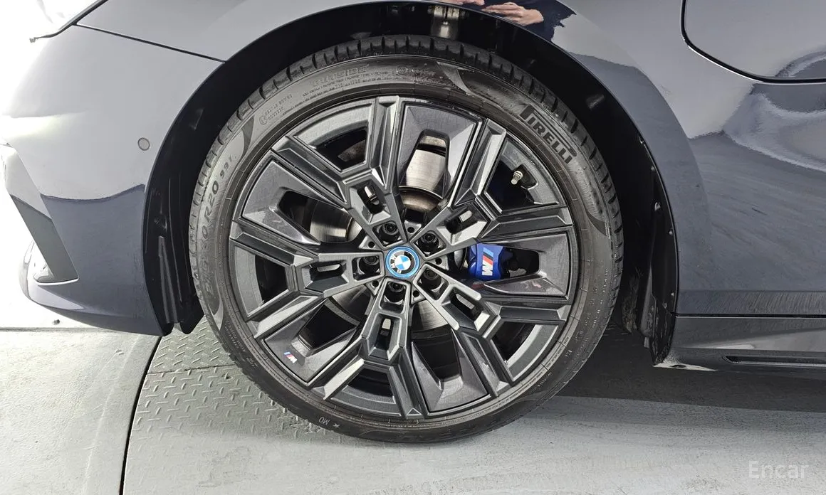 Фото 5 - BMW 5 Series