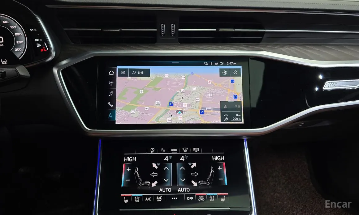 Фото 14 - Audi A6