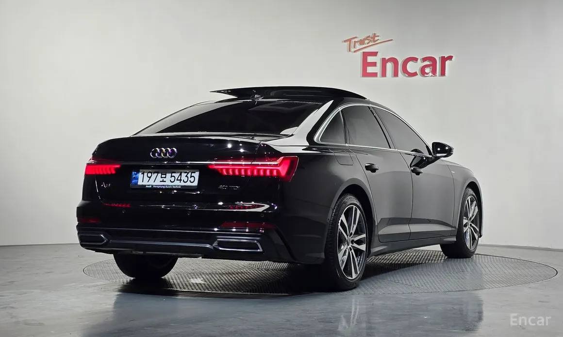 Фото 2 - Audi A6