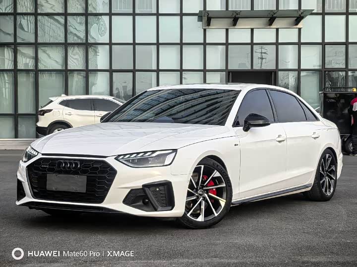 Фото 1 - Audi A4L