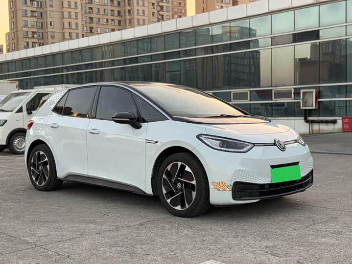 Фото 3 - Volkswagen ID.3