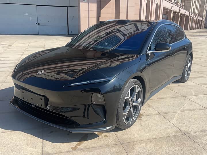 Фото 1 - Nio ET5T