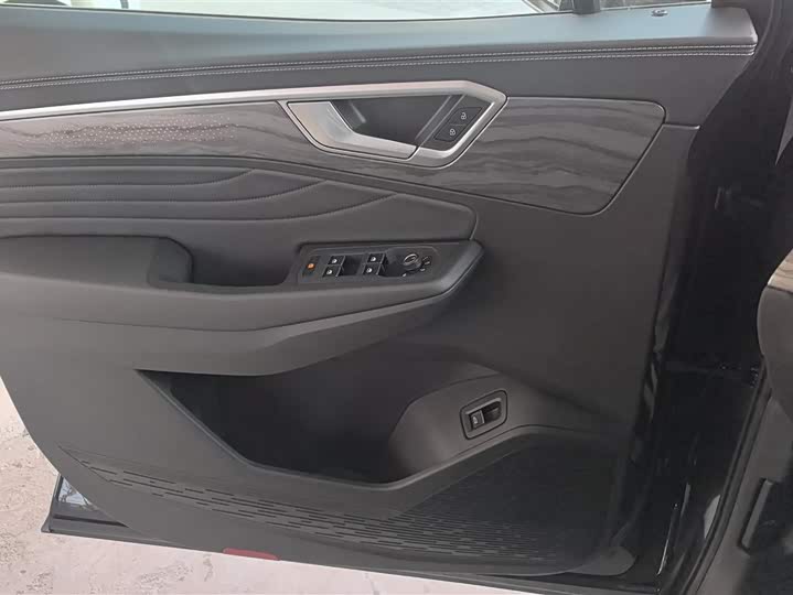 Фото 7 - Volkswagen Talagon