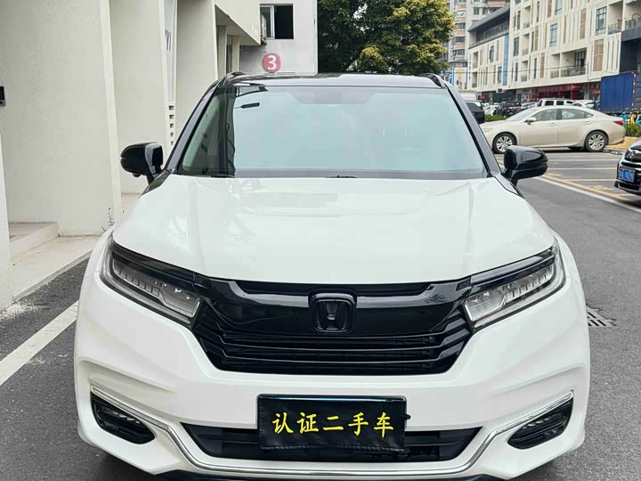 Фото 2 - Honda Avancier