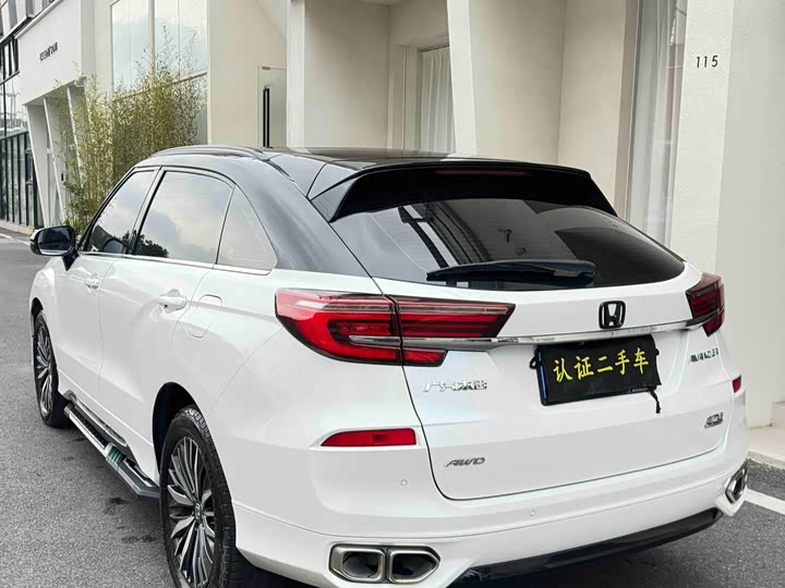 Фото 6 - Honda Avancier