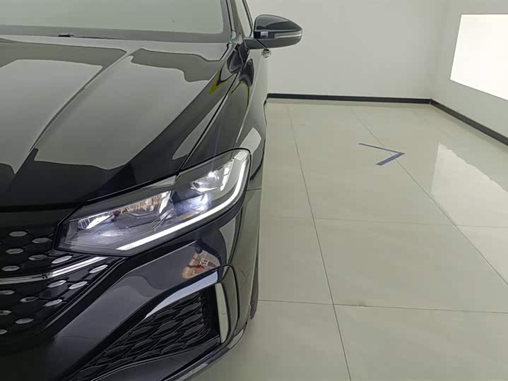 Фото 5 - Volkswagen Lavida