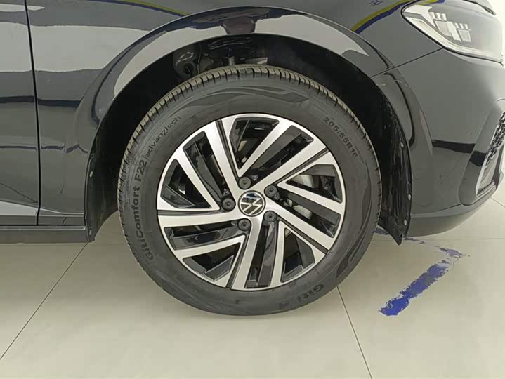 Фото 6 - Volkswagen Lavida