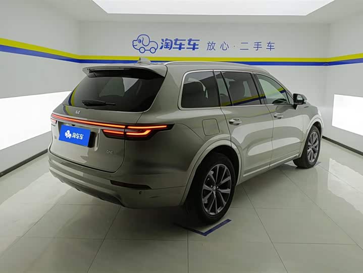 Фото 3 - LiXiang One