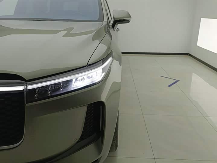 Фото 5 - LiXiang One