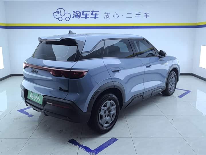 Фото 3 - BYD Yuan Up