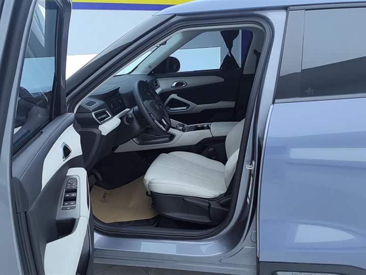 Фото 9 - BYD Yuan Up