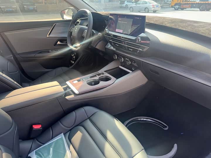 Фото 7 - Citroen C5 X