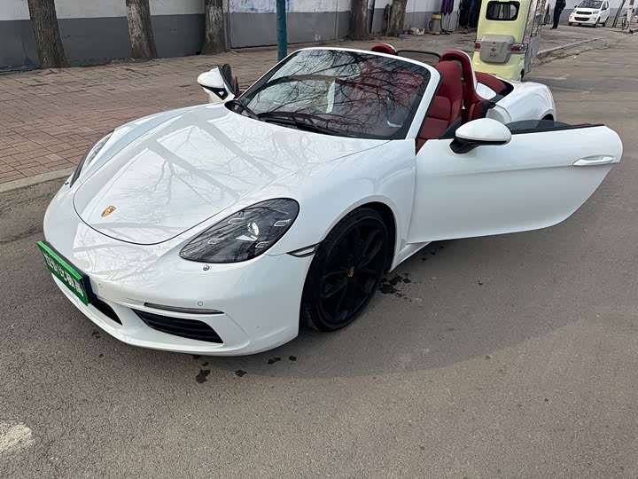 Фото 3 - Porsche 718