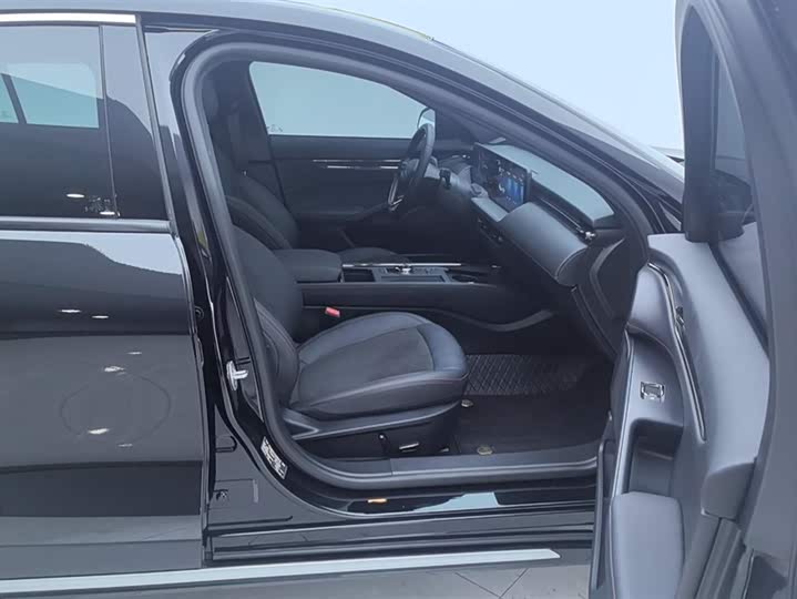 Фото 8 - Ford Mondeo