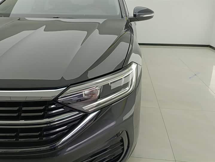 Фото 5 - Volkswagen Sagitar L