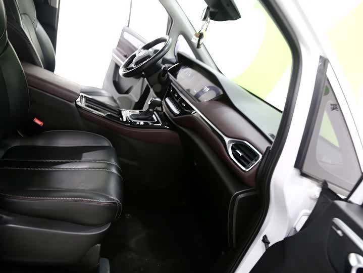 Фото 8 - GAC Trumpchi M6