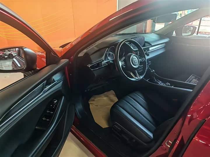 Фото 4 - Mazda Atenza