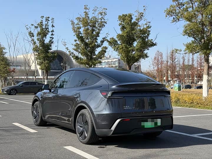 Фото 5 - Tesla Model Y