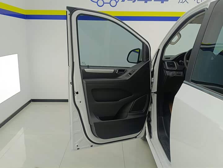 Фото 7 - Maxus G20