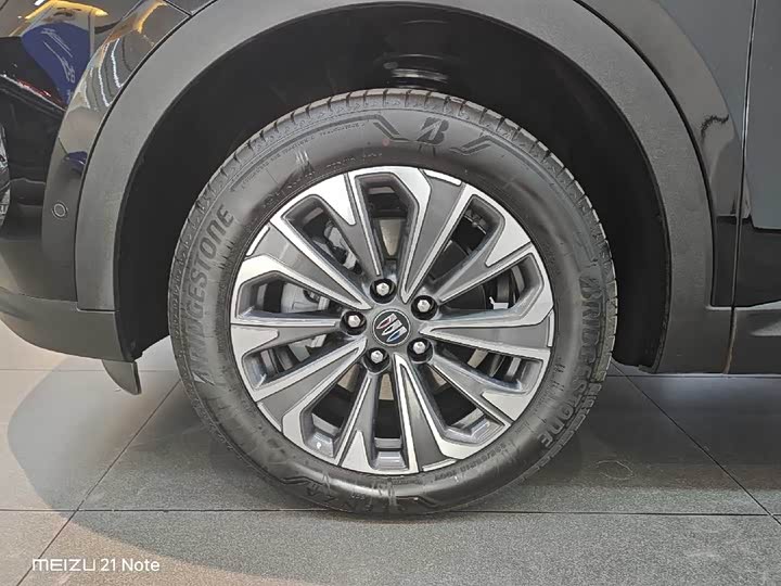 Фото 8 - Buick Envision Plus