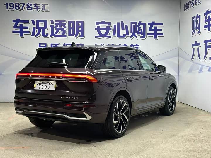 Фото 6 - Lincoln Corsair