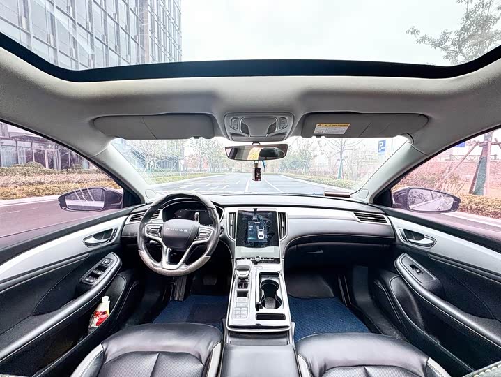 Фото 4 - Roewe i6 Max EV