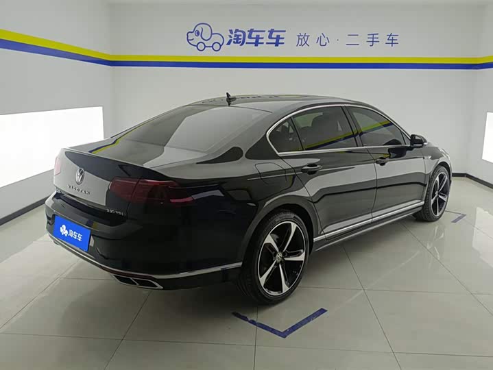 Фото 3 - Volkswagen Magotan