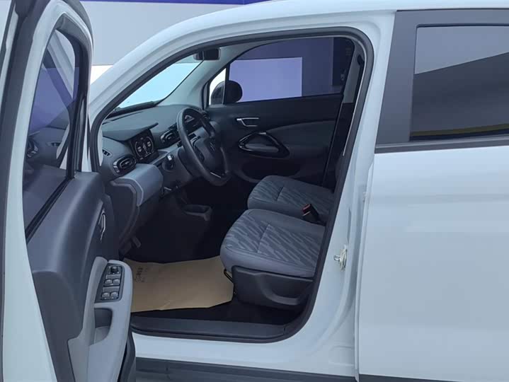 Фото 9 - Leapmotor T03