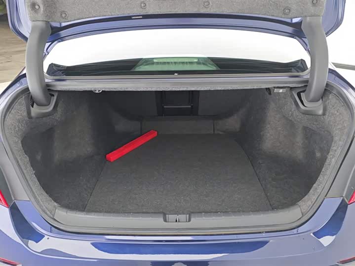 Photo 4 - Honda Inspire