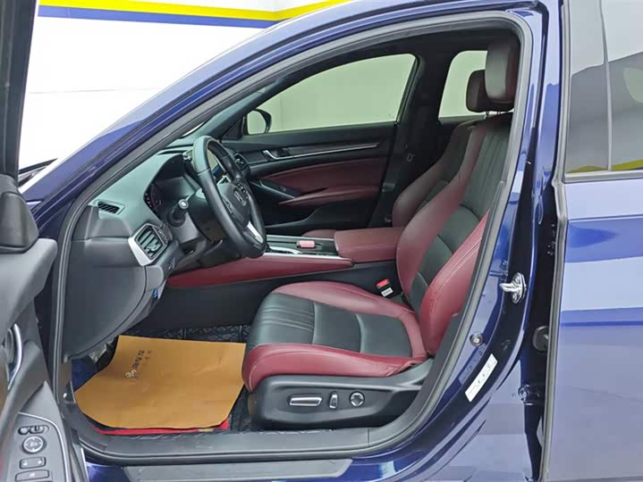 Photo 9 - Honda Inspire