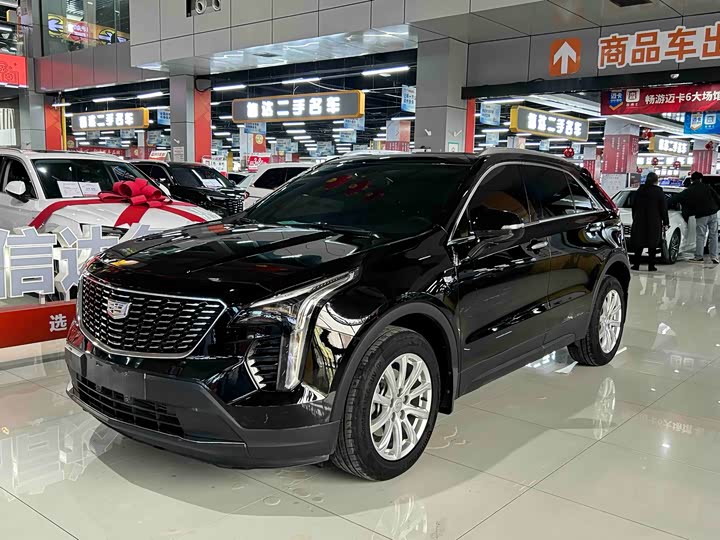 Фото 1 - Cadillac XT4