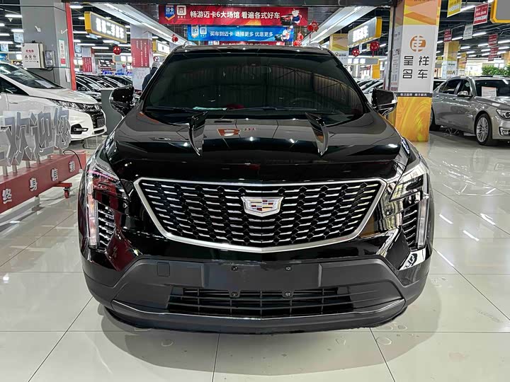 Фото 2 - Cadillac XT4