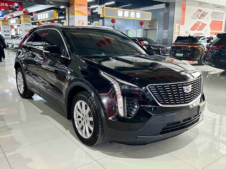 Фото 3 - Cadillac XT4
