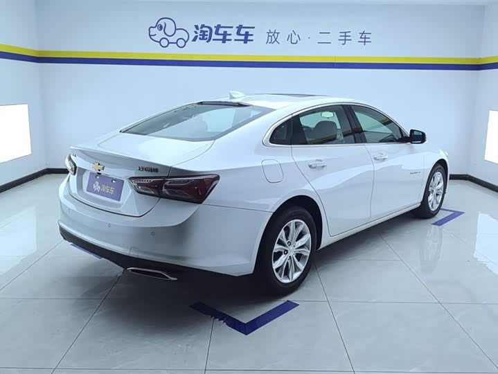 Фото 3 - Chevrolet Malibu XL