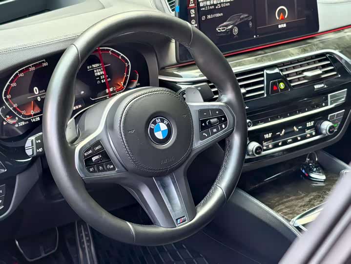 Фото 4 - BMW 6 Series GT