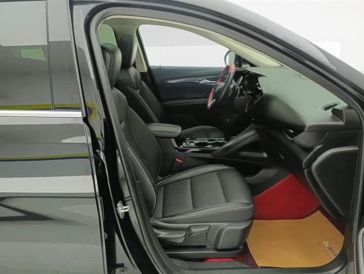 Фото 8 - Buick Envision Plus