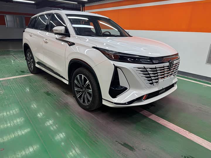 Фото 3 - Changan CS75 Plus