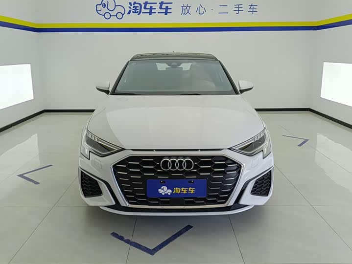 Фото 2 - Audi A3