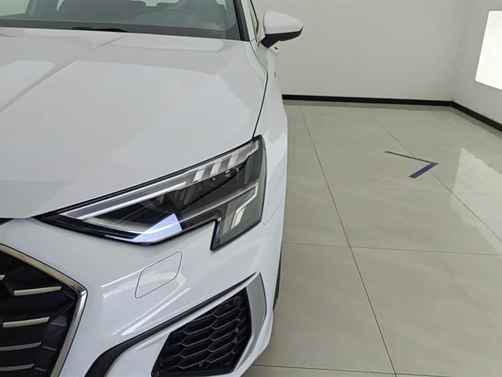 Фото 5 - Audi A3