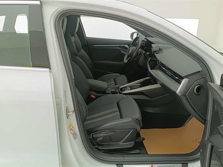 Фото 8 - Audi A3